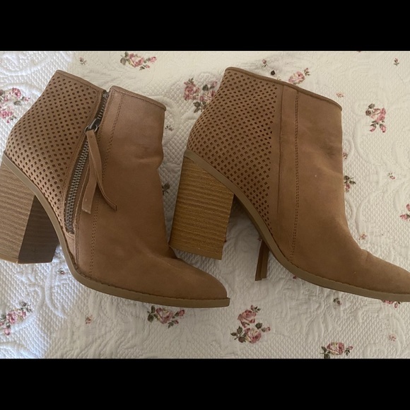 Target Shoes Target Brown Boots Poshmark